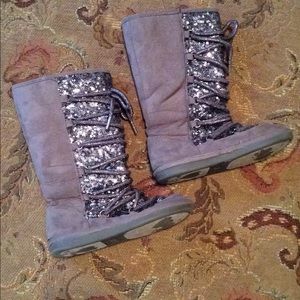 •Gray Boots Justice•